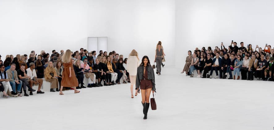 PARIS FASHION WEEK SPRING SUMMER 2027 HERMÈS WOMEN S READY-TO-WEAR sylvie lefort photography MAXPPP 03 10 2026 @Sylvie Lefort Photography MAXPPP October 3, 2026 Models showcase designs from the HERMES Women’s Spring Summer 2027 collection during Paris Fashion Week in Paris, France, October 3, 2026. The presentation of the women’s collections took place from September 28 to October 6, 26.  Copyright: xMAXPPPxsylviexlefortxphotographyx LFR202610035923 LFR202610035923