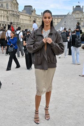 PFW Elie Saab Outside Arrivals Chantal Monaghan arriving at the Elie Saab show during Paris Fashion Week, in Paris, France on 3 October 2026. Photo by Julien Reynaud APS-Medias ABACAPRESS.COM Paris France  Copyright: xReynaudxJulien APS-Medias ABACAx