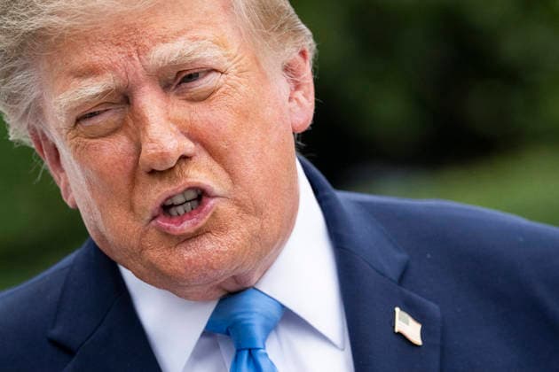 October 3, 2026, Washington, District Of Columbia, USA: United States President Donald J Trump speaks to members of the media before boarding Marine One on the South Lawn of the White House, in Washington, DC, USA, 3 October 2026. President Trump is traveling to Ohio for a rally as he campaigns with Republican Party candidates before midterm elections Washington USA - ZUMAs152 20261003_faa_s152_012 Copyright: xGraemexSloan-PoolxviaxCNPx