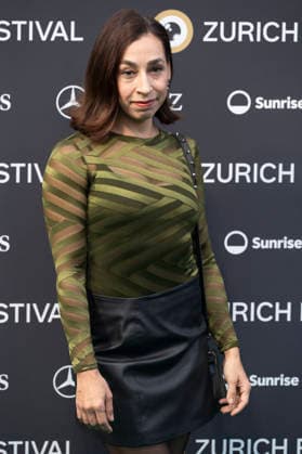 Carol Schuler at the premiere of the feature film *De Rägebogefisch* at the 22nd Zurich Film Festival at Corso Zurich, October 3, 2026 Foto:xA.xRaemyx xFuturexImagex raegebogefisch_6011