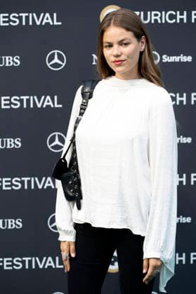 Yael Meier at the premiere of the feature film *De Rägebogefisch* at the 22nd Zurich Film Festival at Corso Zurich, October 3, 2026 Foto:xA.xRaemyx xFuturexImagex raegebogefisch_6014
