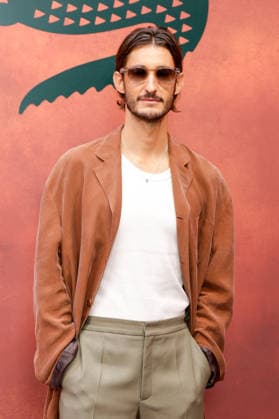Pierre Niney at the photocall for the Lacoste Women’s Ready-to-Wear Spring Summer 2027 show during Paris Fashion Week (PFW) at Roland Garros in Paris, France, on October 4, 2026. Olivier Borde, bestimage. Photocall at the Lacoste Women’s Ready-to-Wear Spring Summer 2027 show as part of Paris Fashion Week on October 4, 2026, in Paris, France. Paris, France  Copyright: xOLIVIERxBORDEx xBESTIMAGExOLIVIERxBORDEx xBESTIMAGEx