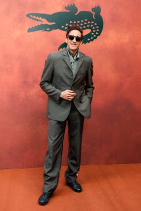Adrien Brody at the photocall for the Lacoste Women’s Ready-to-Wear Spring Summer 2027 show during Paris Fashion Week (PFW) at Roland Garros in Paris, France, on October 4, 2026. Olivier Borde, bestimage. Photocall at the Lacoste Women’s Ready-to-Wear Spring Summer 2027 show as part of Paris Fashion Week on October 4, 2026, in Paris, France. Paris, France  Copyright: xOLIVIERxBORDEx xBESTIMAGExOLIVIERxBORDEx xBESTIMAGEx