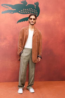 Pierre Niney at the photocall for the Lacoste Women’s Ready-to-Wear Spring Summer 2027 show during Paris Fashion Week (PFW) at Roland Garros in Paris, France, on October 4, 2026. Olivier Borde, bestimage. Photocall at the Lacoste Women’s Ready-to-Wear Spring Summer 2027 show as part of Paris Fashion Week on October 4, 2026, in Paris, France. Paris, France  Copyright: xOLIVIERxBORDEx xBESTIMAGExOLIVIERxBORDEx xBESTIMAGEx