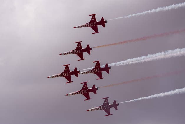 TEKNOFEST Southeast in Turkiye s Sanliurfa SANLIURFA, TURKIYE - OCTOBER 4: The Turkish Stars aerobatic team performs an air show during during TEKNOFEST Southeast, world s largest aviation, space, and technology festival at Sanliurfa GAP Airport in Sanliurfa, Turkiye, on October 4, 2026. Arman Onal Anadolu Sanliurfa Turkey. Editorial use only. Please get in touch for any other usage.  Copyright: x2026xAnadoluxArmanxOnalx