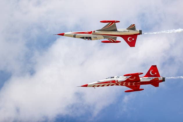 TEKNOFEST Southeast in Turkiye s Sanliurfa SANLIURFA, TURKIYE - OCTOBER 4: The Turkish Stars aerobatic team performs an air show during during TEKNOFEST Southeast, world s largest aviation, space, and technology festival at Sanliurfa GAP Airport in Sanliurfa, Turkiye, on October 4, 2026. Mustafa Ciftci Anadolu Sanliurfa Turkey. Editorial use only. Please get in touch for any other usage.  Copyright: x2026xAnadoluxMustafaxCiftcix