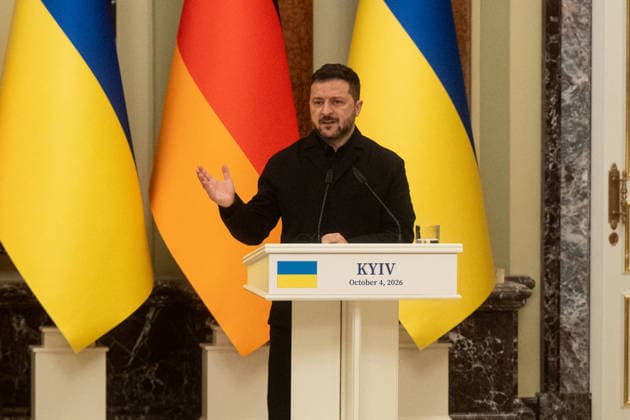 Ukraine Volodymyr Zelenskyi - German Chancellor Friedrich Merz meeting in Kyiv KYIV, UKRAINE - OCTOBER 04: President of Ukraine Volodymyr Zelenskyi attends a press conference after his meeting with Chancellor of Germany Friedrich Merz in Kyiv on October 4 2026. Danylo Antoniuk Anadolu Kyiv Ukraine. Editorial use only. Please get in touch for any other usage.  Copyright: x2026xAnadoluxDanyloxAntoniukx