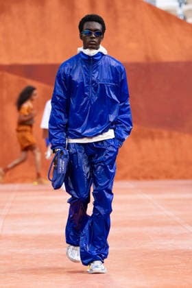PFW Lacoste - Runway LZ A model walks the runway during the Lacoste Womenswear Spring Summer 2027 show as part of Paris Fashion Week on October 4, 2026 at Roland Garros in Paris, France. Photo by Laurent Zabulon ABACAPRESS.COM  Copyright: xZabulonxLaurent ABACAx