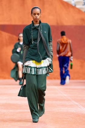 PFW Lacoste - Runway LZ A model walks the runway during the Lacoste Womenswear Spring Summer 2027 show as part of Paris Fashion Week on October 4, 2026 at Roland Garros in Paris, France. Photo by Laurent Zabulon ABACAPRESS.COM  Copyright: xZabulonxLaurent ABACAx