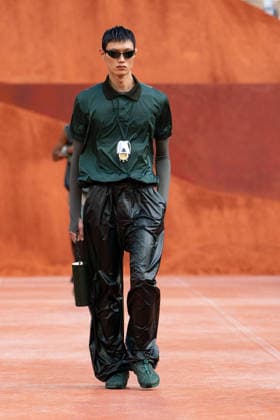PFW Lacoste - Runway LZ A model walks the runway during the Lacoste Womenswear Spring Summer 2027 show as part of Paris Fashion Week on October 4, 2026 at Roland Garros in Paris, France. Photo by Laurent Zabulon ABACAPRESS.COM  Copyright: xZabulonxLaurent ABACAx