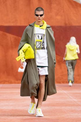 PFW Lacoste - Runway LZ A model walks the runway during the Lacoste Womenswear Spring Summer 2027 show as part of Paris Fashion Week on October 4, 2026 at Roland Garros in Paris, France. Photo by Laurent Zabulon ABACAPRESS.COM  Copyright: xZabulonxLaurent ABACAx