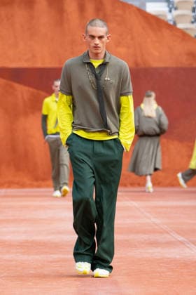 PFW Lacoste - Runway LZ A model walks the runway during the Lacoste Womenswear Spring Summer 2027 show as part of Paris Fashion Week on October 4, 2026 at Roland Garros in Paris, France. Photo by Laurent Zabulon ABACAPRESS.COM  Copyright: xZabulonxLaurent ABACAx