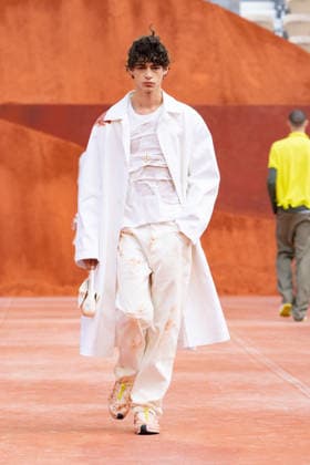 PFW Lacoste - Runway LZ A model walks the runway during the Lacoste Womenswear Spring Summer 2027 show as part of Paris Fashion Week on October 4, 2026 at Roland Garros in Paris, France. Photo by Laurent Zabulon ABACAPRESS.COM  Copyright: xZabulonxLaurent ABACAx