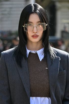 PFW Miu Miu Outside Arrivals Momo arriving at the Miu Miu show during Paris Fashion Week, in Paris, France on 4 October 2026. Photo by Julien Reynaud APS-Medias ABACAPRESS.COM Paris France  Copyright: xReynaudxJulien APS-Medias ABACAx