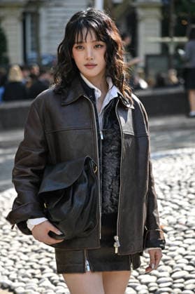 PFW Miu Miu Outside Arrivals Minnie arriving at the Miu Miu show during Paris Fashion Week, in Paris, France on 4 October 2026. Photo by Julien Reynaud APS-Medias ABACAPRESS.COM Paris France  Copyright: xReynaudxJulien APS-Medias ABACAx