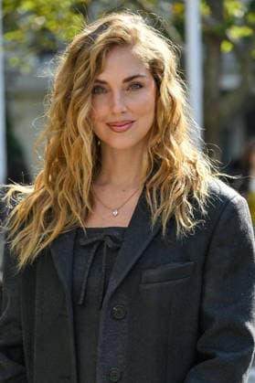 PFW Miu Miu Outside Arrivals Chiara Ferragni arriving at the Miu Miu show during Paris Fashion Week, in Paris, France on 4 October 2026. Photo by Julien Reynaud APS-Medias ABACAPRESS.COM Paris France  Copyright: xReynaudxJulien APS-Medias ABACAx