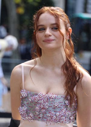 Joey King at the Miu Miu Women’s Ready-to-Wear Spring Summer 2027 fashion show during Paris Fashion Week (PFW) on October 4, 2026. Denis Guignebourg, Bestimage. Miu Miu Women’s’s Ready-to-Wear Collection Spring Summer 2027 at Paris Fashion Week (PFW) on October 4, 2026, Paris, France  Copyright: xDenisxGuignebourgx xBestimagexDenisxGuignebourgx xBestimagex