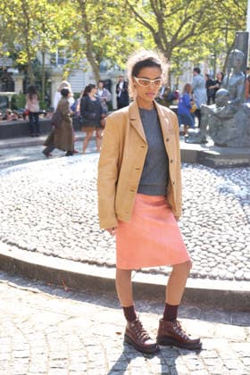 Tina Kunakey at the Miu Miu Women’s Ready-to-Wear Spring Summer 2027 fashion show during Paris Fashion Week (PFW) on October 4, 2026. Denis Guignebourg, Bestimage. Miu Miu Women’s’s Ready-to-Wear Collection Spring Summer 2027 at Paris Fashion Week (PFW) on October 4, 2026, Paris, France  Copyright: xDenisxGuignebourgx xBestimagexDenisxGuignebourgx xBestimagex