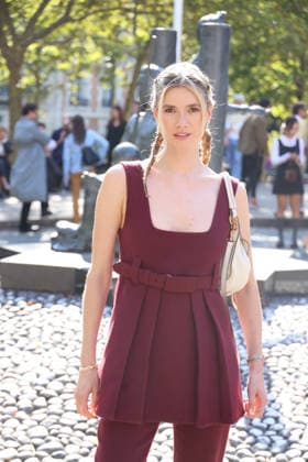Zita d Auteville at the Miu Miu Women s Ready-to-Wear Spring Summer 2027 fashion show during Paris Fashion Week (PFW) on October 4, 2026. Denis Guignebourg, Bestimage. Miu Miu Women s’s Ready-to-Wear Collection Spring Summer 2027 at Paris Fashion Week (PFW) on October 4, 2026, Paris, France  Copyright: xDenisxGuignebourgx xBestimagexDenisxGuignebourgx xBestimagex