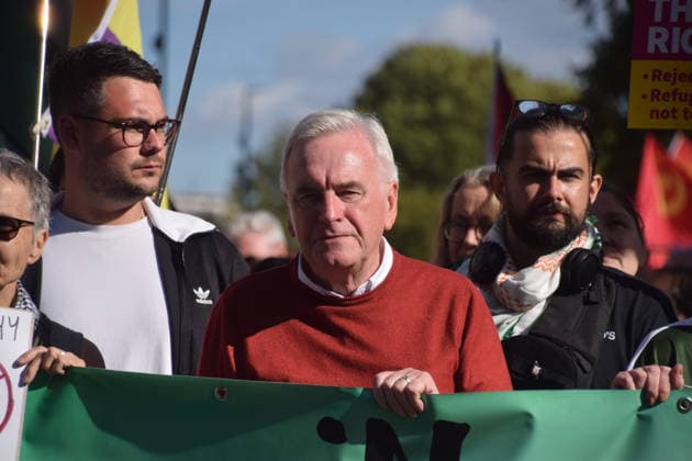October 4, 2026, London, England, United Kingdom: Labour MP JOHN MCDONNELL takes part in the march to Cable Street against racism and fascism, marking the 90th anniversary since the Battle of Cable Street. London United Kingdom - ZUMAv130 20261004_zip_v130_016 Copyright: xVukxValcicx