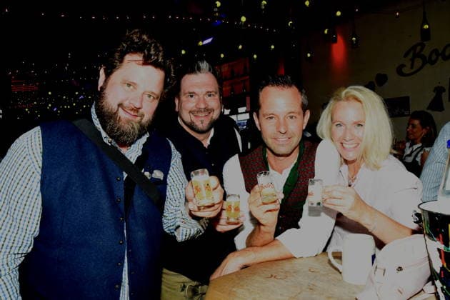 Munich, October 4, 2026, Theresienwiesn Oktoberfest at Bodo s Cafe Bar Tent, Otto Lindinger, Bodo s Cafe Bar, Antoine Monot, Junj, actor Matthias Stolz, Narrhalla President Otto Lindinger, Bodo s Cafe Bar Tent, owner Stefanie Sick, photo: Munich