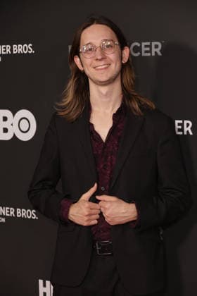 October 4, 2026, Santa Monica, California, USA: Bennett Wyler at The Barbara Berlanti Heroes Gala Benefitting F Cancer at Barker Hangar Santa Monica USA  - ZUMAg107 20261004_zep_g107_001 Copyright: xNinaxPrommerx