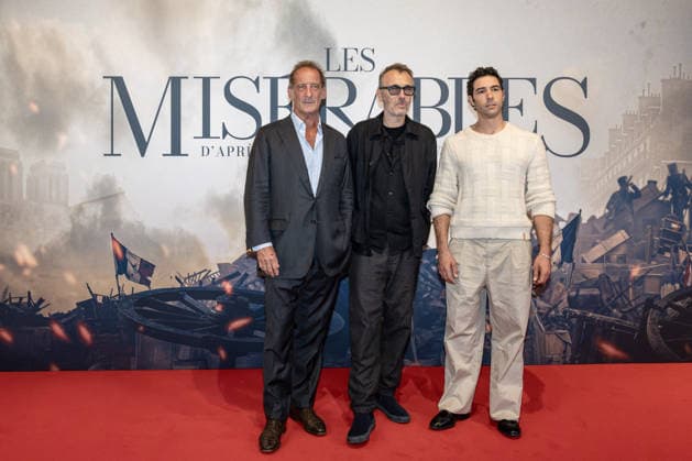 Premiere of Les Misérables by Fred Cavayé - Bordeaux MLG Vincent Lindon, Fred Cavayé and Tahar Rahim. The cast of French director Fred Cavayé s film Les Misérables attend a special preview screening at UGC Ciné Cité in Bordeaux, France, on October 4, 2026. Photo by Margot Le Gonidec ABACAPRESS.COM Bordeaux France  Copyright: xLexGonidecxMargot ABACAx