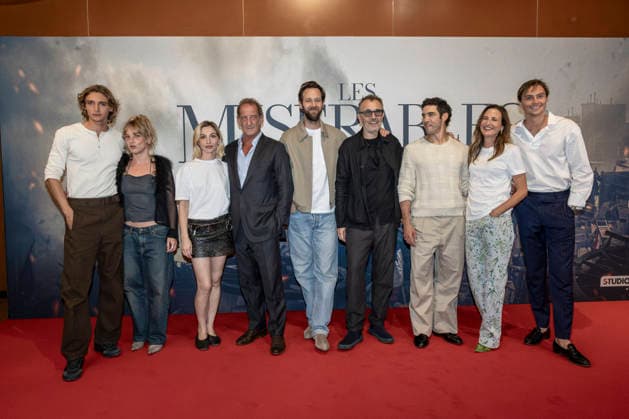 Premiere of Les Misérables by Fred Cavayé - Bordeaux MLG Vassili Schneider, Megan Northam, Marie Colomb, Vincent Lindon, Benjamin Lavernhe, Fred Cavayé, Tahar Rahim, Camille Cottin and Louis Peres. The cast of French director Fred Cavayé s film Les Misérables attend a special preview screening at UGC Ciné Cité in Bordeaux, France, on October 4, 2026. Photo by Margot Le Gonidec ABACAPRESS.COM Bordeaux France Copyright: xLexGonidecxMargot ABACAx