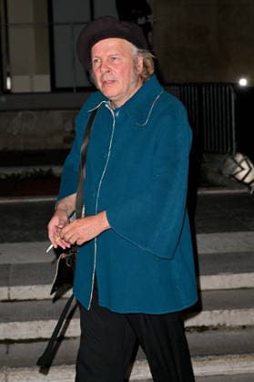 PFW Jean Paul Gaultier Outside Arrivals Philippe Katerine arriving at Jean Paul Gaultier show during Paris Fashion Week, in Paris, France on 4 October 2026. Photo by Julien Reynaud APS-Medias ABACAPRESS.COM Paris France  Copyright: xReynaudxJulien APS-Medias ABACAx