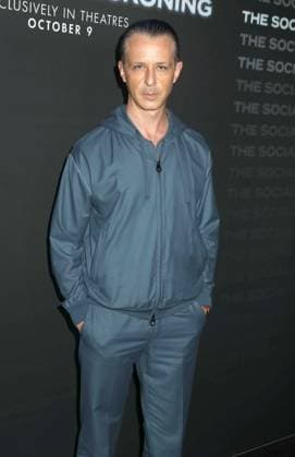October 4, 2026, New York, New York, USA: Actor JEREMY STRONG seen during the red carpet arrivals at the World Premiere of The Social Reckoning held at the Regal Union Square Theater. New York USA  - ZUMAk03_ 20261004_zaf_k03_069 Copyright: xNancyxKaszermanx