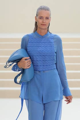 PFW - Akris Runway A model walks the runway during the Akris Womenswear Spring Summer 2027 show as part of Paris Fashion Week on October 04, 2026 in Paris, France. Photo by Alain-Gil Gonzalez ABACAPRESS.COM Paris France  Copyright: xGonzalezxAlain-Gil ABACAx