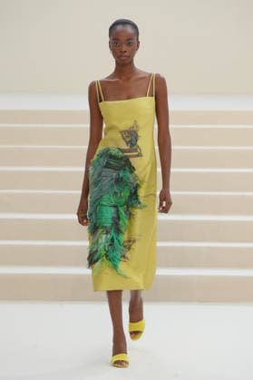 PFW - Akris Runway A model walks the runway during the Akris Womenswear Spring Summer 2027 show as part of Paris Fashion Week on October 04, 2026 in Paris, France. Photo by Alain-Gil Gonzalez ABACAPRESS.COM Paris France  Copyright: xGonzalezxAlain-Gil ABACAx