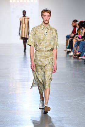 PFW - Niccolo Pasqualetti Runway A model walks the runway during the Niccolò Pasqualetti Womenswear Spring Summer 2027 show as part of Paris Fashion Week on October 04, 2026 in Paris, France. Photo by Shootpix ABACAPRESS.COM Paris France  Copyright: xShootpix ABACAx