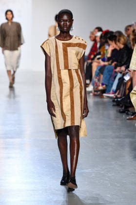 PFW - Niccolo Pasqualetti Runway A model walks the runway during the Niccolò Pasqualetti Womenswear Spring Summer 2027 show as part of Paris Fashion Week on October 04, 2026 in Paris, France. Photo by Shootpix ABACAPRESS.COM Paris France  Copyright: xShootpix ABACAx