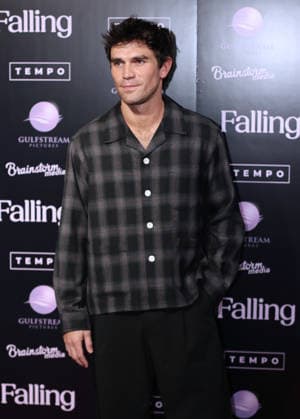 October 4, 2026, New York, Ny, United States: KJ Apa attends the New York Premiere of Falling . Held at The SAG-AFTRA Foundation Robin Williams Center in New York. Zuma Press. October 4, 2026. New York United States  - ZUMAp281 20261004_zea_p281_008 Copyright: xPhotoxImagexPressx