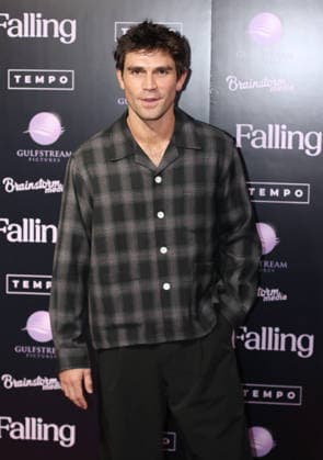 October 4, 2026, New York, Ny, United States: KJ Apa attends the New York Premiere of Falling . Held at The SAG-AFTRA Foundation Robin Williams Center in New York. Zuma Press. October 4, 2026. New York United States  - ZUMAp281 20261004_zea_p281_010 Copyright: xPhotoxImagexPressx