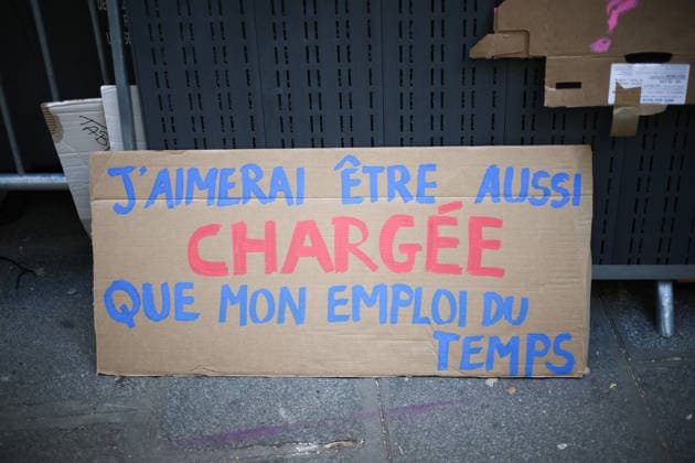 High School Turgot Blockade - Paris Student blocking High school Turgot in Paris, France on October 5, 2026 as they continue their protest to demand the hiring of substitute teachers, increased resources, and decent learning conditions. Photo by Raphael Lafargue ABACAPRESS.COM Paris France  Copyright: xLafarguexRaphael ABACAx