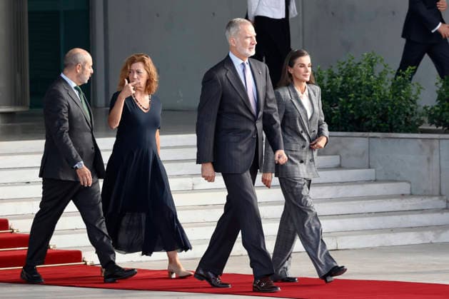 The King and Queen’s State Visit to Finland Begins I D Senate President Pedro Rollán, Congress President Francina Armengol, King Felipe VI, and Queen Letizia upon their arrival at the airport ahead of the monarchs’ state visit to Finland, on October 5, 2026, in Madrid, Spain. The state visit to Finland will take place October 5–7, with stops in Helsinki and Rovaniemi. KING AND QUEEN’S STATE VISIT, ANTONIO GUTIÉZ AIRPORT, MADRID, MADRID, SPAIN  Copyright: xAntonioxGutiÃ rrezx 7821877