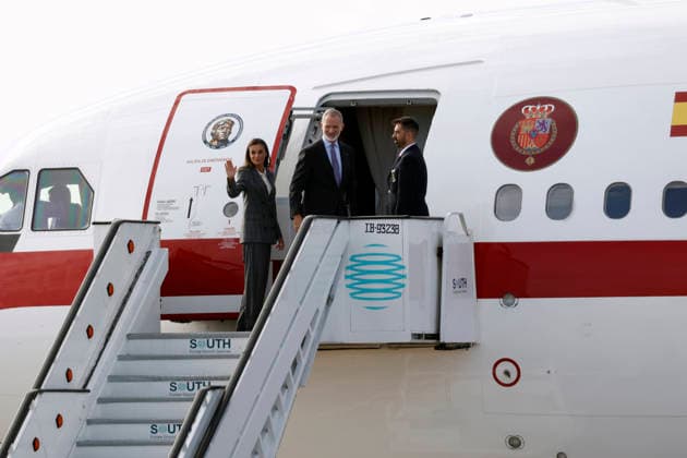 The King and Queen Begin Their State Visit to Finland Queen Letizia and King Felipe VI during the ceremonial send-off held at the airport prior to their state visit to Finland, on October 5, 2026, in Madrid, Spain. The state visit to Finland will take place October 5–7, with stops in Helsinki and Rovaniemi. STATE VISIT KING AND QUEEN AIRPORT Antonio Gutiérrez Madrid, Madrid, Spain  Copyright: xAntonioxGutiÃ rrezx 7821972