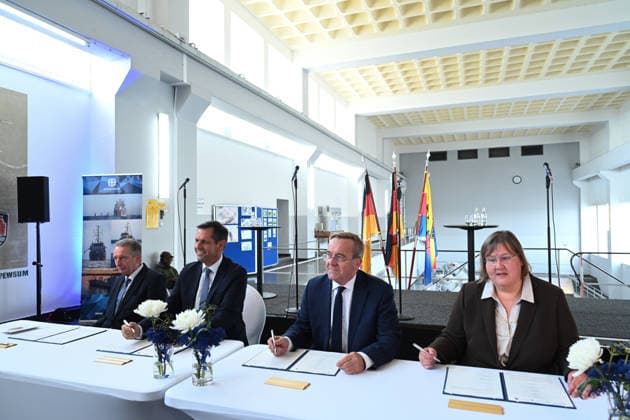 Navy to Get New Port in Emden Boris Pistorius (SPD), Federal Minister of Defense, signs a memorandum of understanding at the Knock main pumping station Federal Minister of Defense Boris Pistorius (SPD) announced today that a new naval port is to be built in Emden. As part of a new strategy, the Navy is to be mod Copyright: xdiebildwerftx