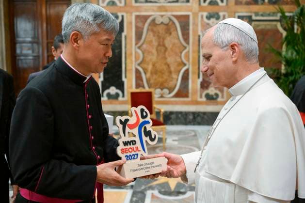 ITALY - PRIVATE AUDIENCE - VATICAN-2026 10 5 Italy, Rome, Vatican, 2026 10 5 Pope Leo XIV receives Priests and Religious Sisters from Korea Residing in Rome in a private audience in The Vatican . EDITORIAL USE ONLY - NO BOOKS Copyright: xVATICANxMEDIA xCatholicxPressxPhotox