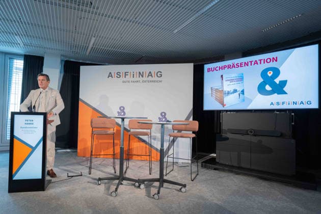 October 5, 2026 Press Conference for Book Launch: Peter Hanke, SPÖ Federal Minister of Innovation, Mobility, and Infrastructure, on October 5, 2026, at the press conference for the book launch of *Highway Construction in Austria Under Nazi Rule* at ASFINAG in Vienna, Vienna, Austria