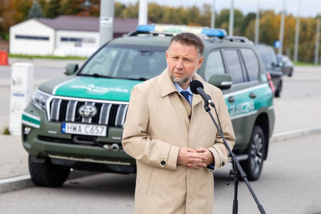 The meeting between Martynas Katelynas and Marcin Kierwinski at the Budzisko border checkpoint on October 5, 2026, in Budzisko  Copyright: xTeodorasxBiliÅ«nas BNSx