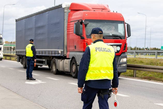 The meeting between Martynas Katelynas and Marcin Kierwinski at the Budzisko border checkpoint on October 5, 2026, in Budzisko  Copyright: xTeodorasxBiliÅ«nas BNSx