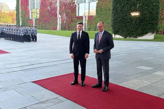 Berlin, Germany, October 5, 2026; Federal Chancellery: Reception for the heads of state and government of the three Baltic countries—Latvia, Estonia, and Lithuania—Mindaugas Sinkevicius and Federal Chancellor Friedrich Merz (CDU) Copyright: xdtsxNachrichtenagenturx dts_137160