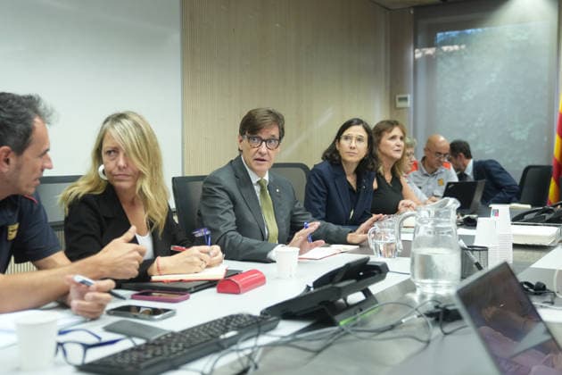 Illa and the Regional Minister of the Interior Chair the Follow-up Meeting on the Inuncat Plan in Response to the Rainfall in Catalonia The President of the Generalitat, Salvador Illa, and the Minister of the Interior of the Generalitat, Núria Parlon, are chairing the follow-up meeting on the Inuncat plan on October 5, 2026, in Barcelona, Catalonia, Spain. This is a follow-up meeting on the Inuncat plan regarding the episode of heavy rains in Catalonia. The plan remains active in the emergency phase. OCTOBER 5, 2026 Barcelona Catalonia Barcelona Catalonia Spain  Copyright: xDavidxZorrakinox 7822868