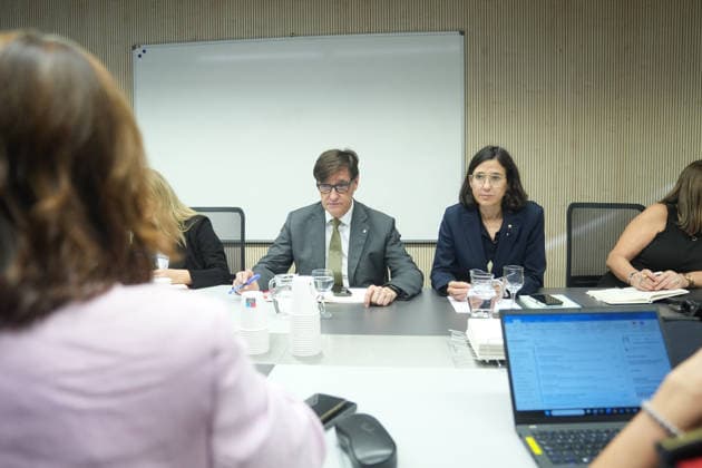 Illa and the Regional Minister of the Interior Chair the Follow-up Meeting on the Inuncat Plan in Response to the Rainfall in Catalonia The President of the Generalitat, Salvador Illa, and the Minister of the Interior of the Generalitat, Núria Parlon, are chairing the follow-up meeting on the Inuncat plan on October 5, 2026, in Barcelona, Catalonia, Spain. This is a follow-up meeting on the Inuncat plan regarding the episode of heavy rains in Catalonia. The plan remains active in the emergency phase. OCTOBER 5, 2026 Barcelona Catalonia Barcelona Catalonia Spain  Copyright: xDavidxZorrakinox 7822870