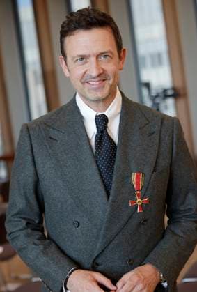 Prof. Till Brönner, Potsdam, Brandenburg, Germany; Berlin; official residence at the Spreebogen; Federal President Frank-Walter Steinmeier awarded the Order of Merit of the Federal Republic of Germany to 21 citizens on German Unity Day