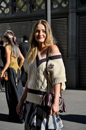 PFW Zimmermann Outside Arrivals AJ Michalka arriving at Zimmermann show during Paris Fashion Week, in Paris, France on 5 October 2026. Photo by Julien Reynaud APS-Medias ABACAPRESS.COM Paris France  Copyright: xReynaudxJulien APS-Medias ABACAx