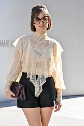 PFW Zimmermann Outside Arrivals Pauline Chalamet arriving at Zimmermann show during Paris Fashion Week, in Paris, France on 5 October 2026. Photo by Julien Reynaud APS-Medias ABACAPRESS.COM Paris France  Copyright: xReynaudxJulien APS-Medias ABACAx